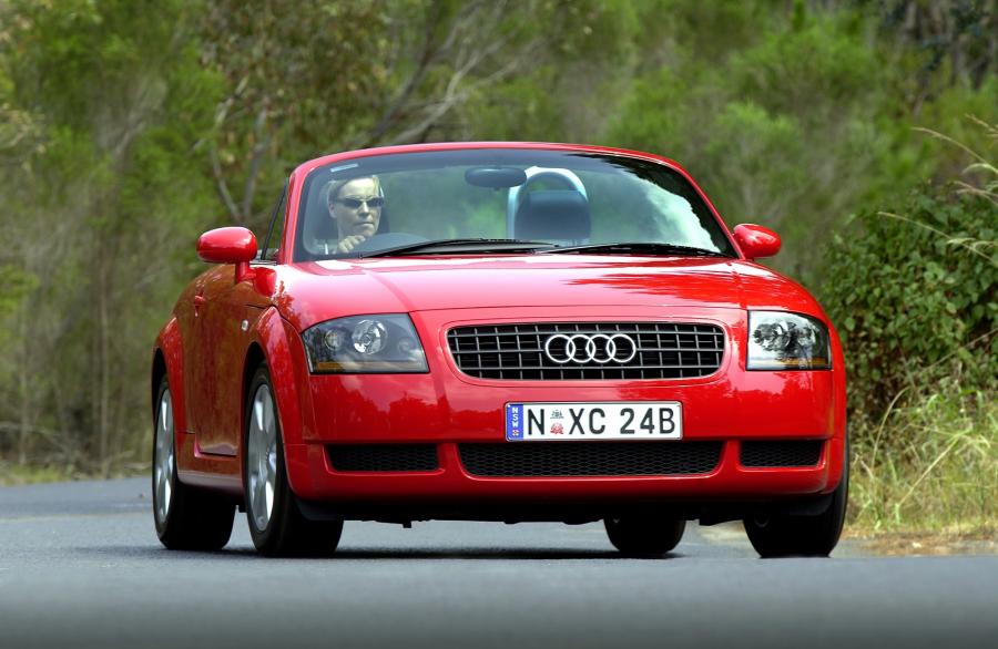  Audi TT Roadster (8N) 2003 года  (AU) (фото 1 из 6)